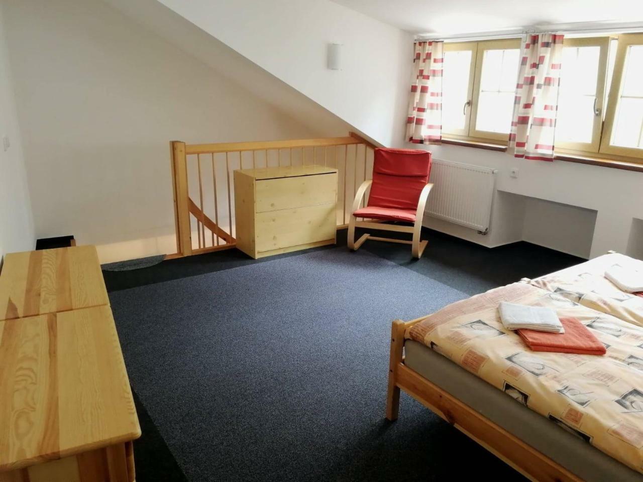 Apartman U Hippolyta Jindrichuv Hradec Bagian luar foto