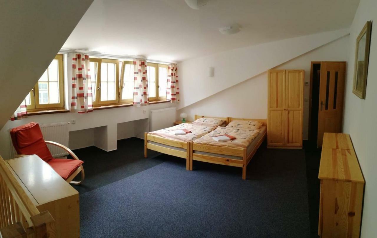 Apartman U Hippolyta Jindrichuv Hradec Bagian luar foto